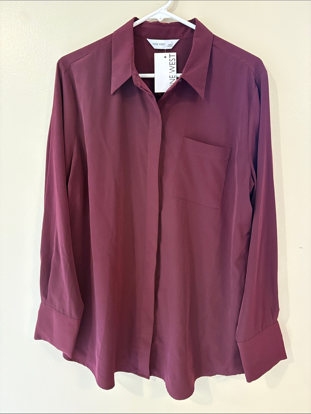 Nine West Women’s Large Maroon Button Down Blouse NWT Long Sleeve